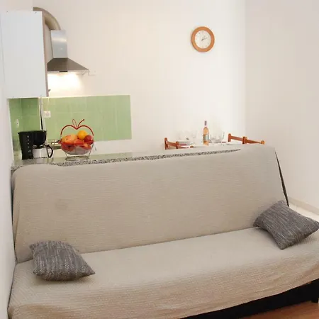 Radin Πανσιόν 3*